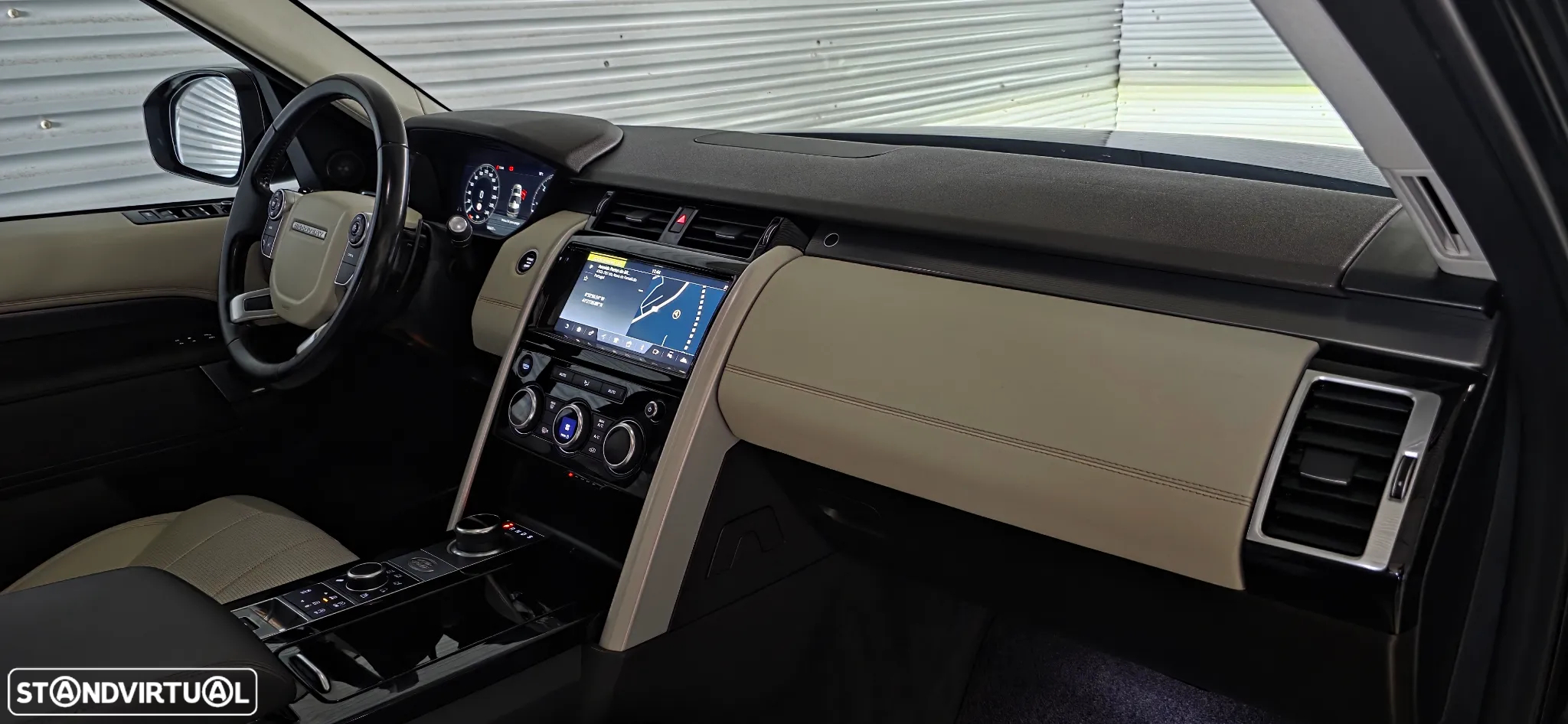 Land Rover Discovery 2.0 SD4 HSE Lusury Auto - 2