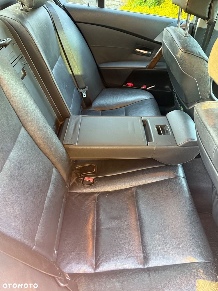 BMW Seria 5 - 11