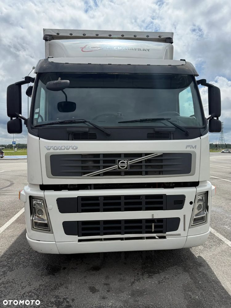 Volvo FM 300 - 1