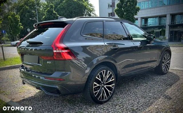Volvo XC 60 B5 B AWD R-Design - 11