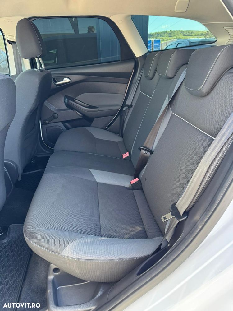Ford Focus 1.6 TDCi ECOnetic 88g Start-Stopp-Sy Titanium - 14