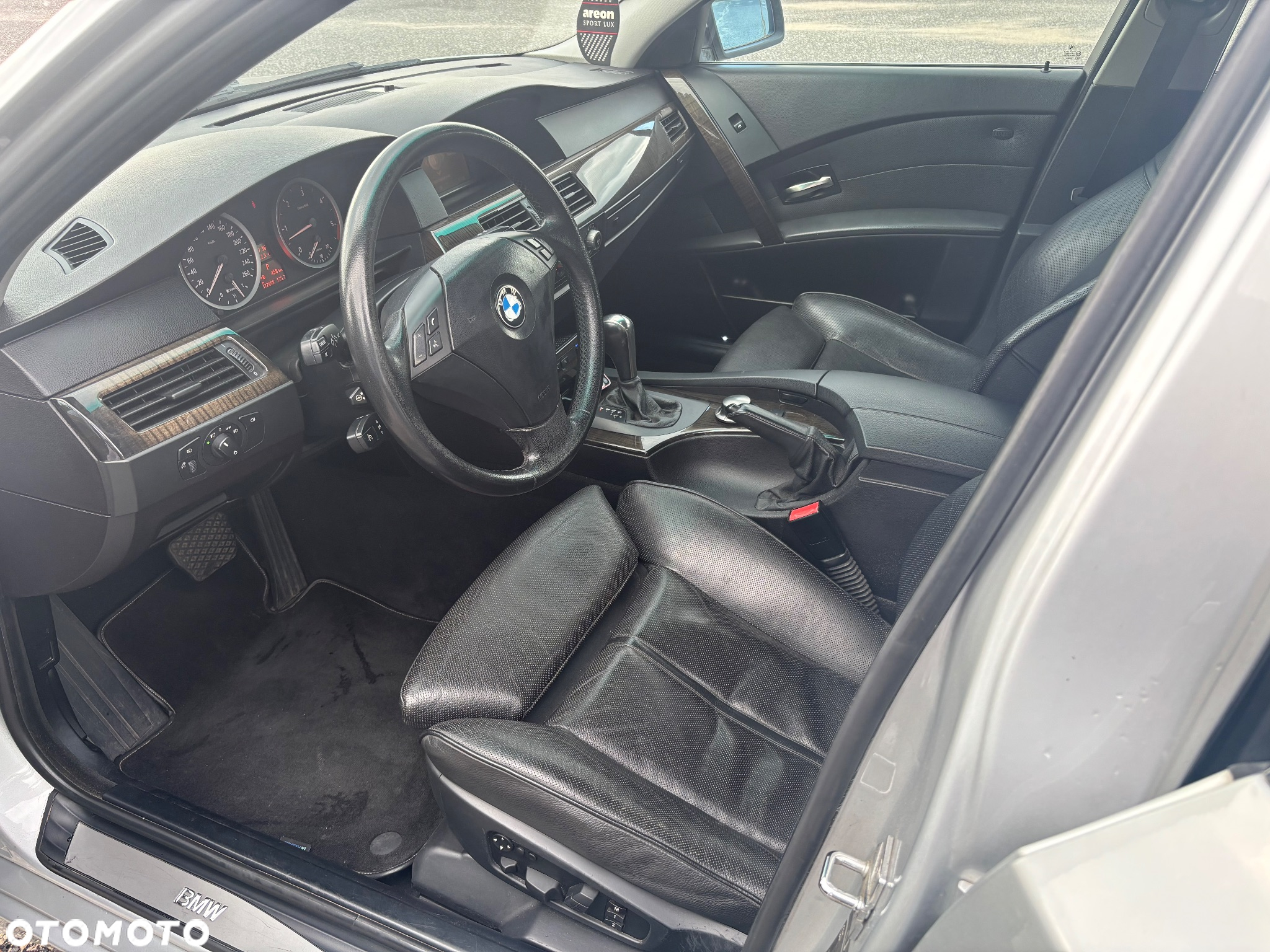 BMW Seria 5 - 16