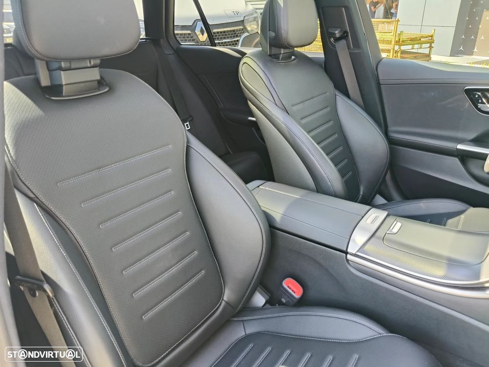 Mercedes-Benz C 300 e AMG Line - 13