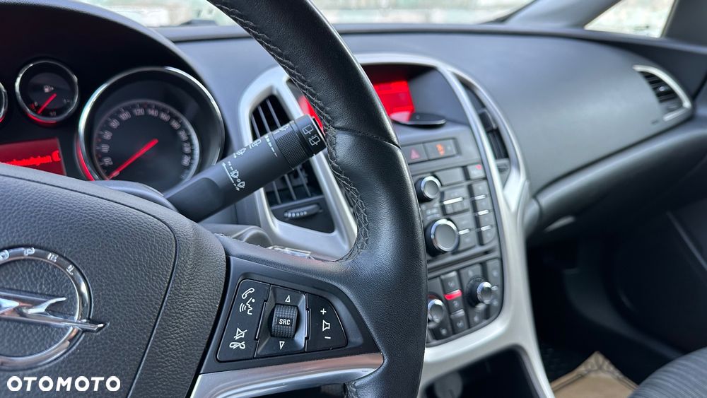 Opel Astra 1.4 Turbo Design Edition - 30