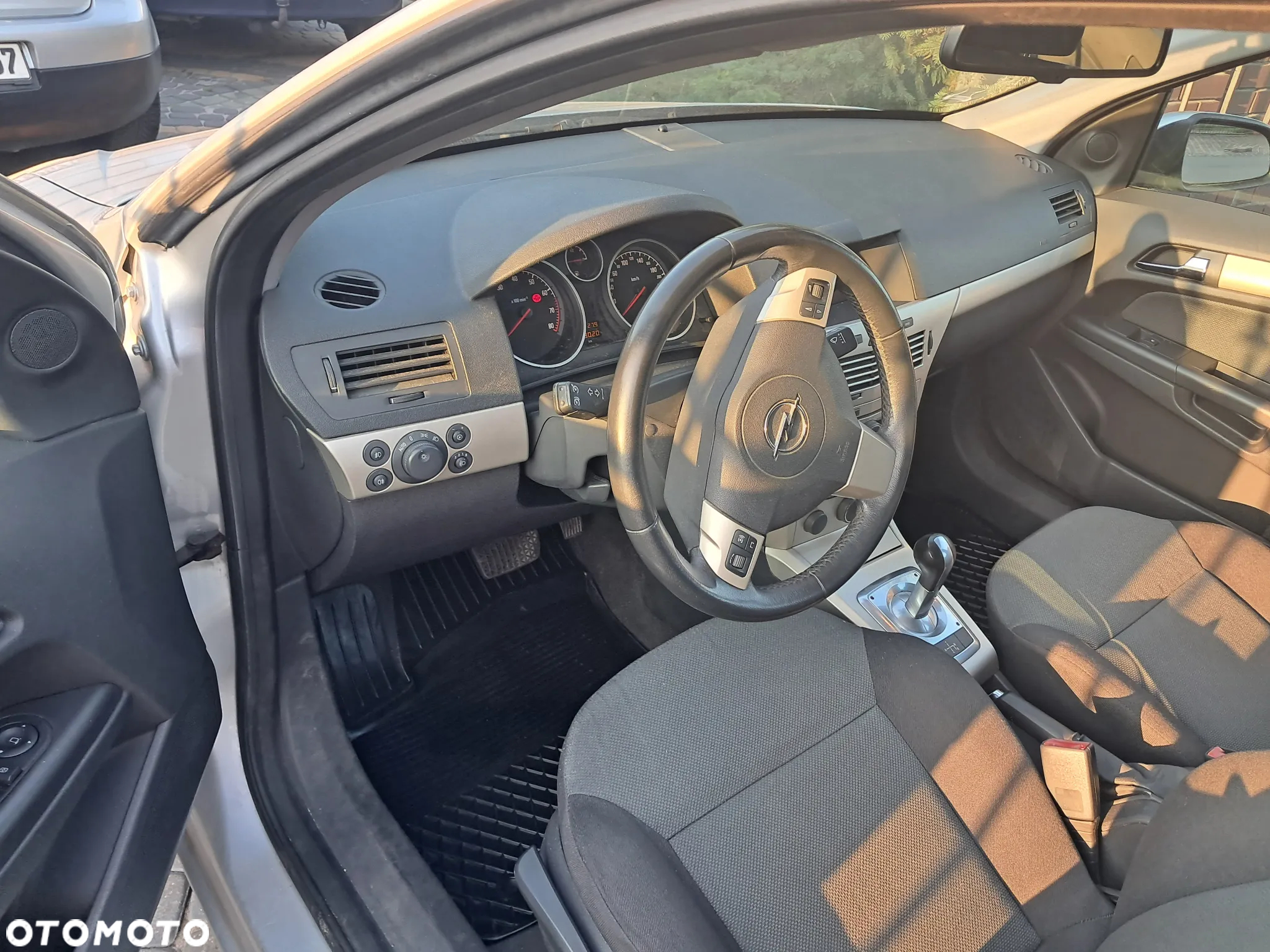 Opel Astra III 1.6 Elegance Easytronic - 8