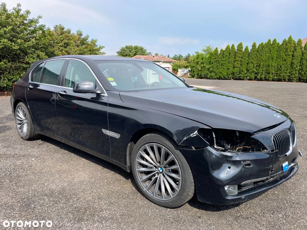 BMW Seria 7 740d - 4