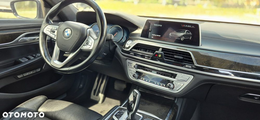 BMW Seria 7 750Li xDrive Edition Exclusive - 10