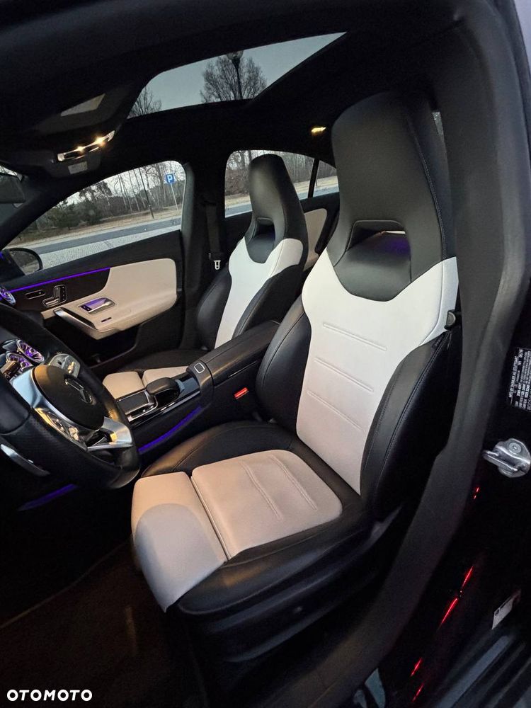 Mercedes-Benz CLA 250 4Matic 7G-DCT - 9