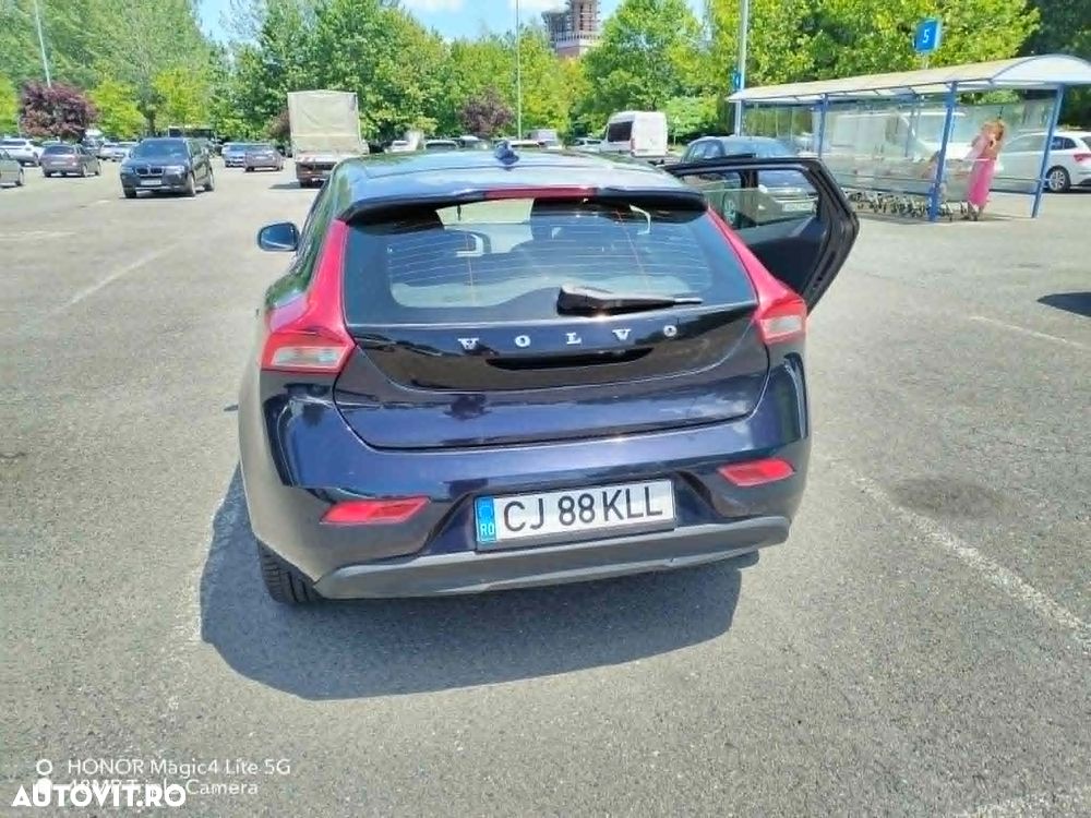 Volvo V40 D2 Basic - 6