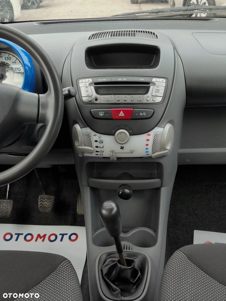 Toyota Aygo - 11