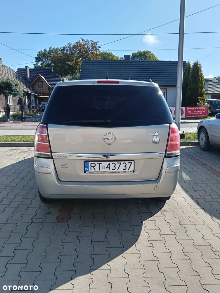 Opel Zafira 1.8 Cosmo - 4