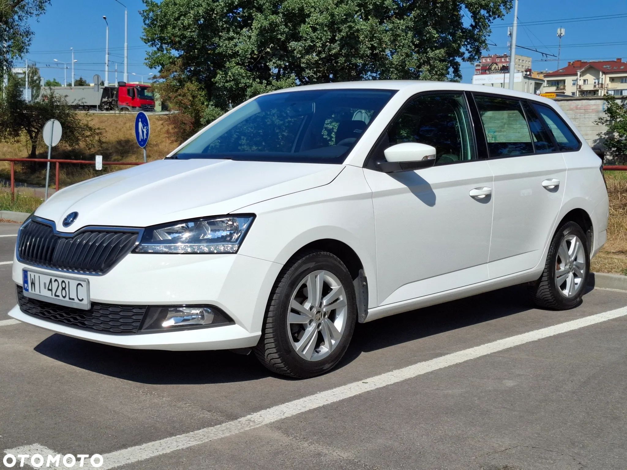 Skoda Fabia 1.0 TSI Ambition Plus - 1