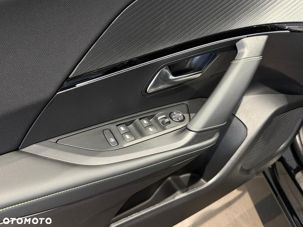 Peugeot 2008 - 23