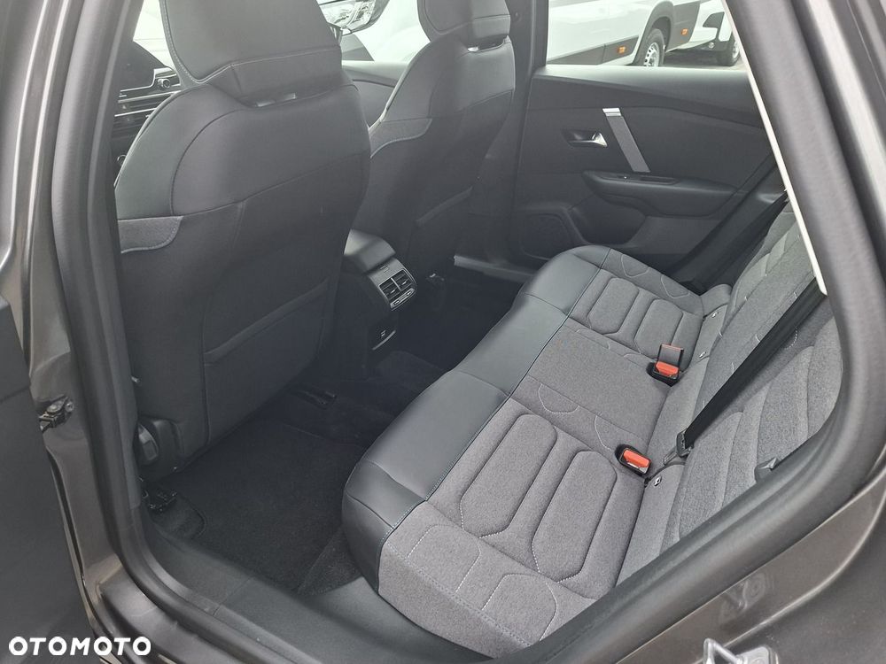 Citroën C4 1.2 PureTech Plus S&S - 14