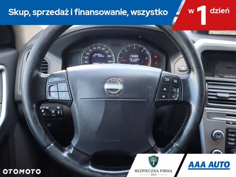 Volvo XC 60 - 18
