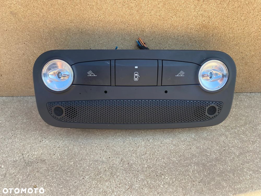 LAMPKA OŚWIETLENIA WNĘTRZA AUDI A5 8T A3 8P 8J0947111 - 1