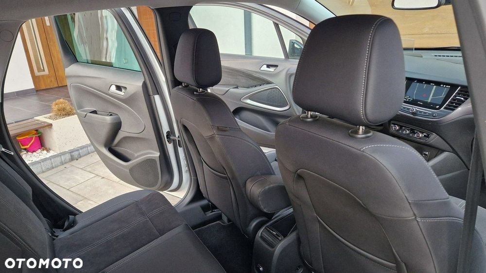 Opel Crossland - 17