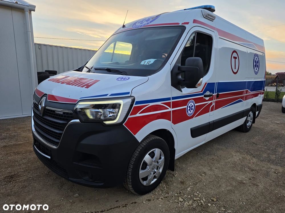Renault Master Ambulans karetka - 38