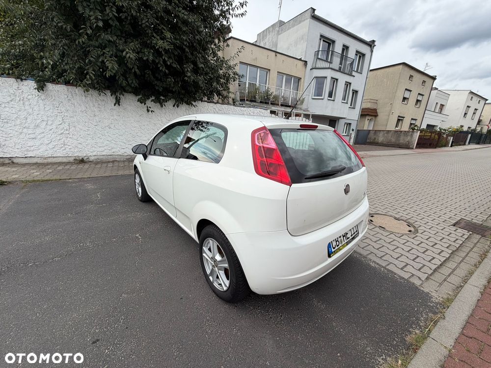 Fiat Grande Punto 1.4 8V Dynamic - 3