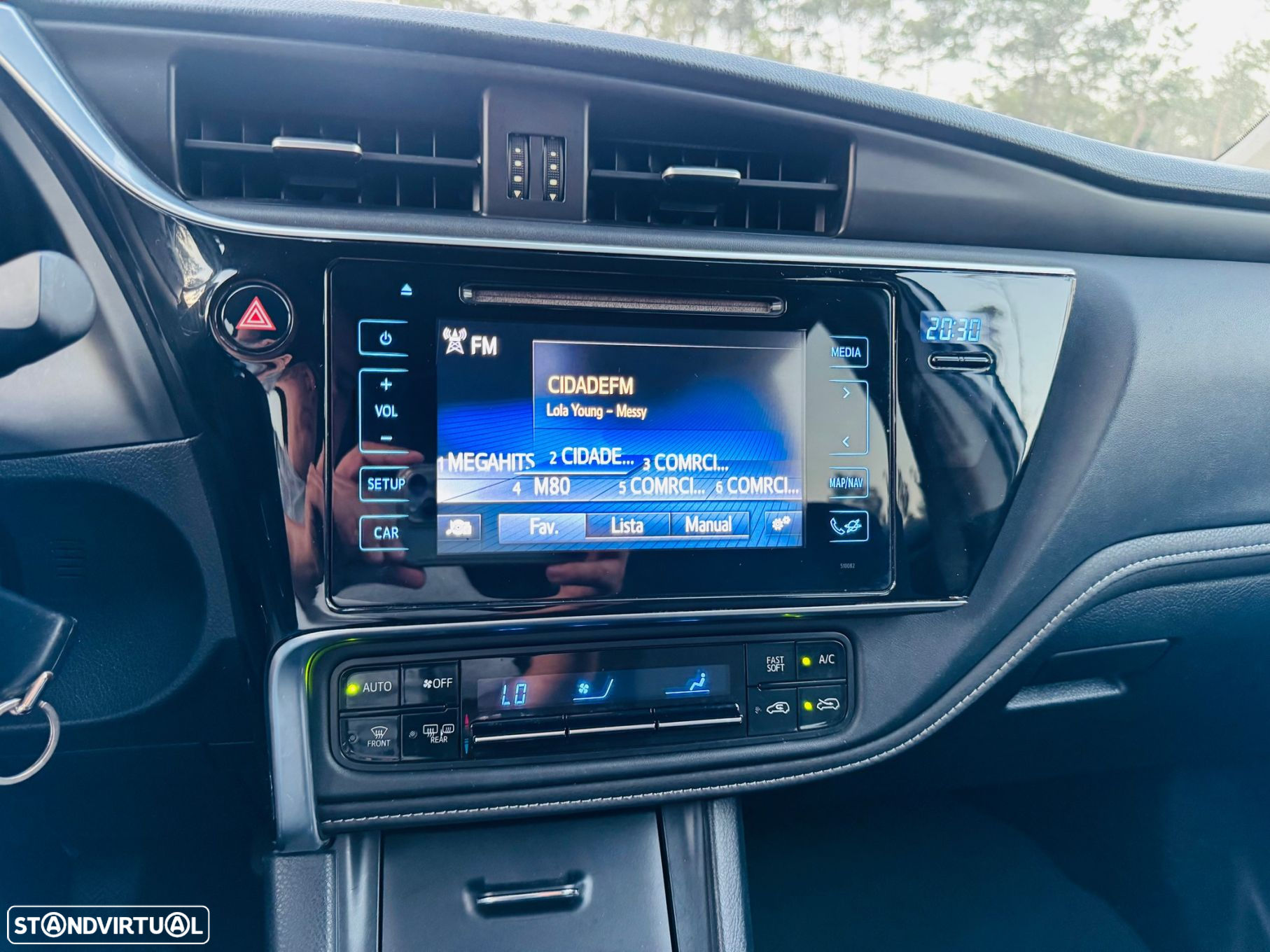 Toyota Auris Touring Sports - 28