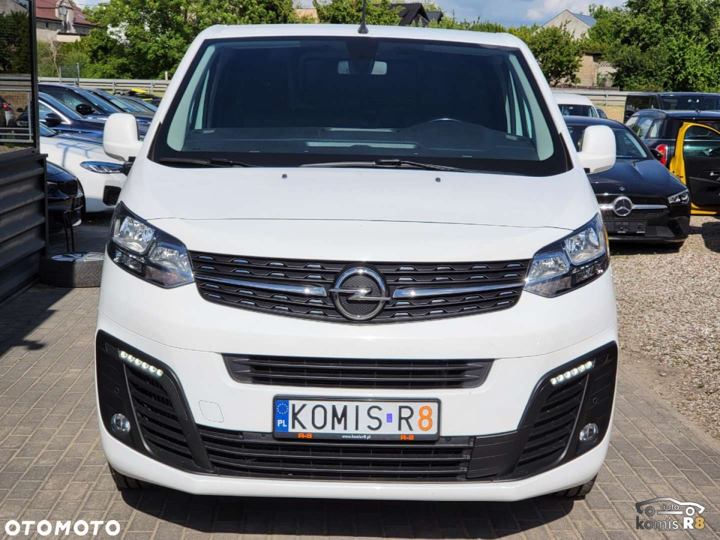 Opel Vivaro - 8