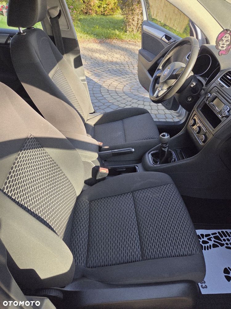 Volkswagen Golf - 9
