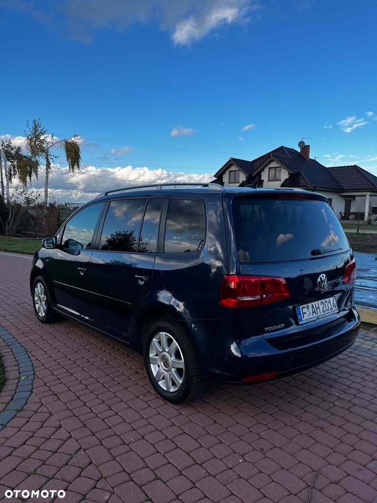 Volkswagen Touran 1.6 TDI DPF BlueMotion Technology Cup - 4