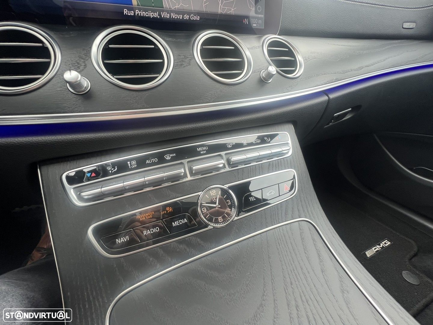 Mercedes-Benz E 300 de AMG Line - 55