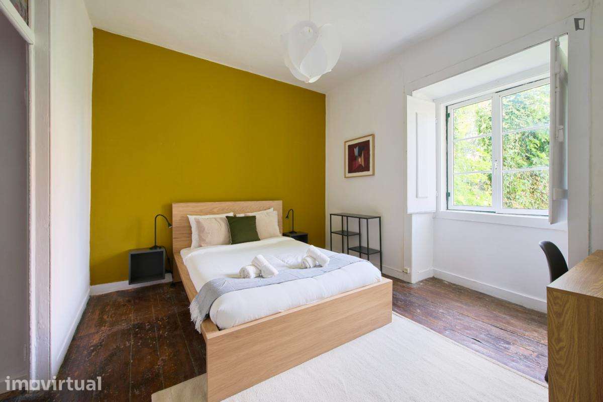 Quarto - localizado em São Bento Lisbon - Grande imagem: 2/29