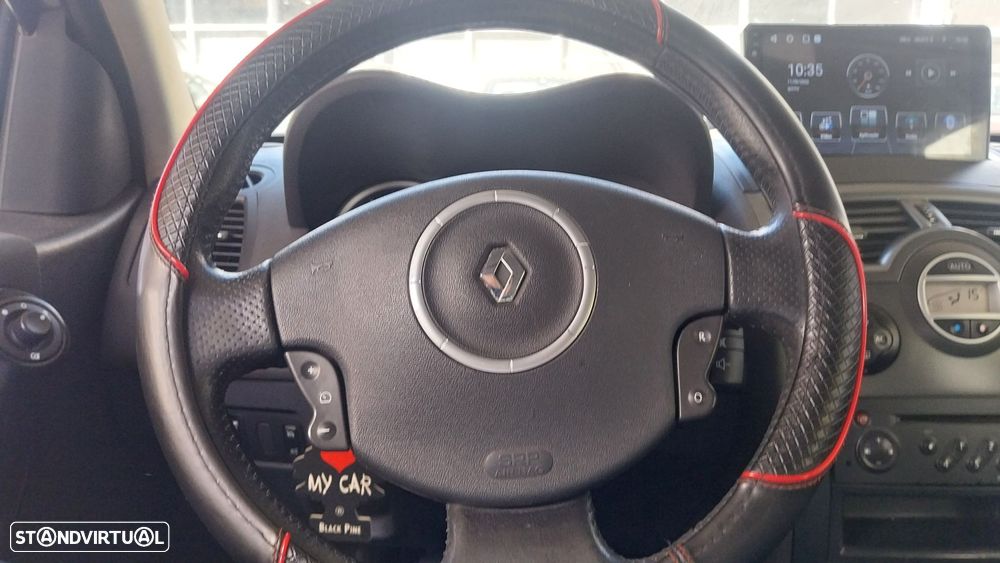Renault Mégane Break 1.5 dCi Dynamique S - 6