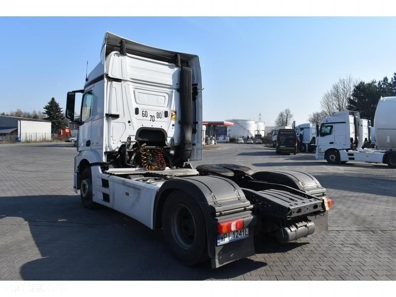 Mercedes-Benz Actros - 1