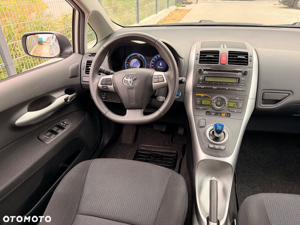 Toyota Auris - 31