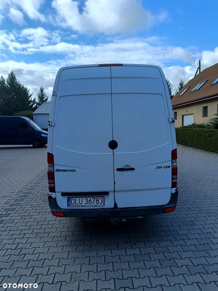 Mercedes-Benz Sptinter - 5