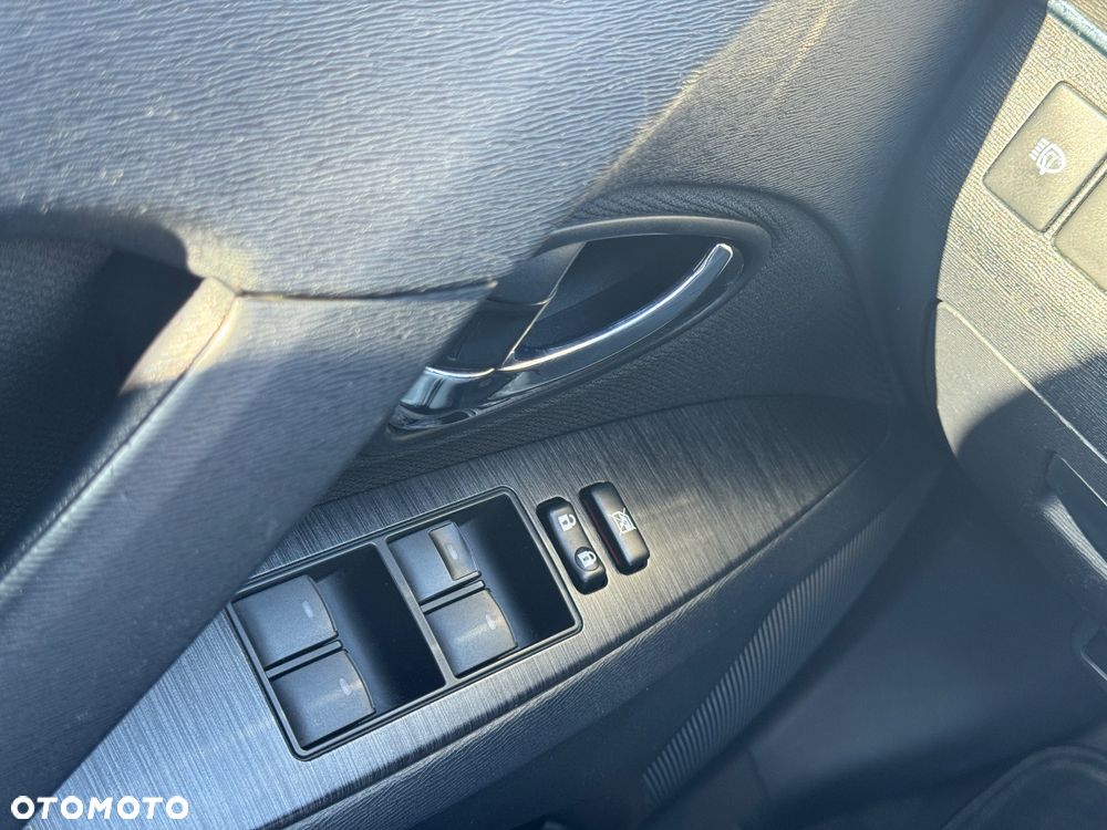 Toyota Avensis 2.2 D-4D Prestige - 28