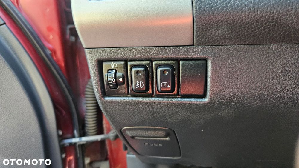 Suzuki Liana - 12