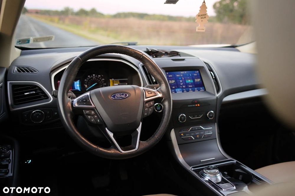 Ford Edge - 22