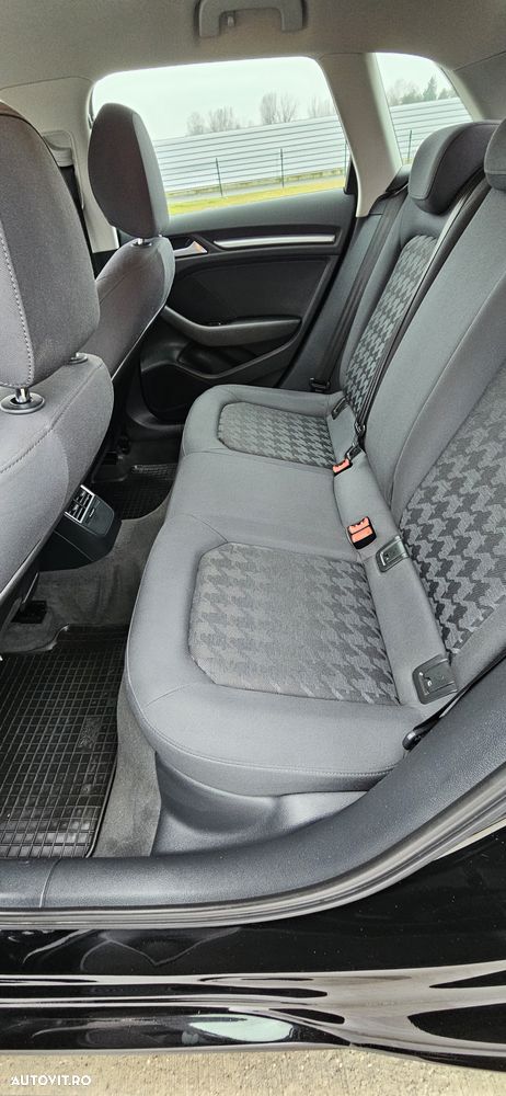 Audi A3 1.6 TDI clean Ambiente - 8