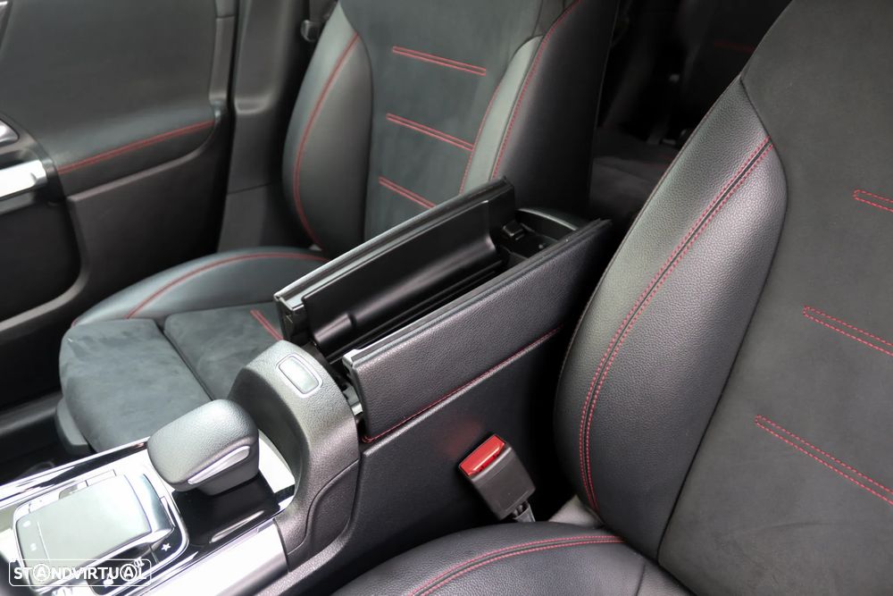 Mercedes-Benz GLB 180 d AMG Line - 27