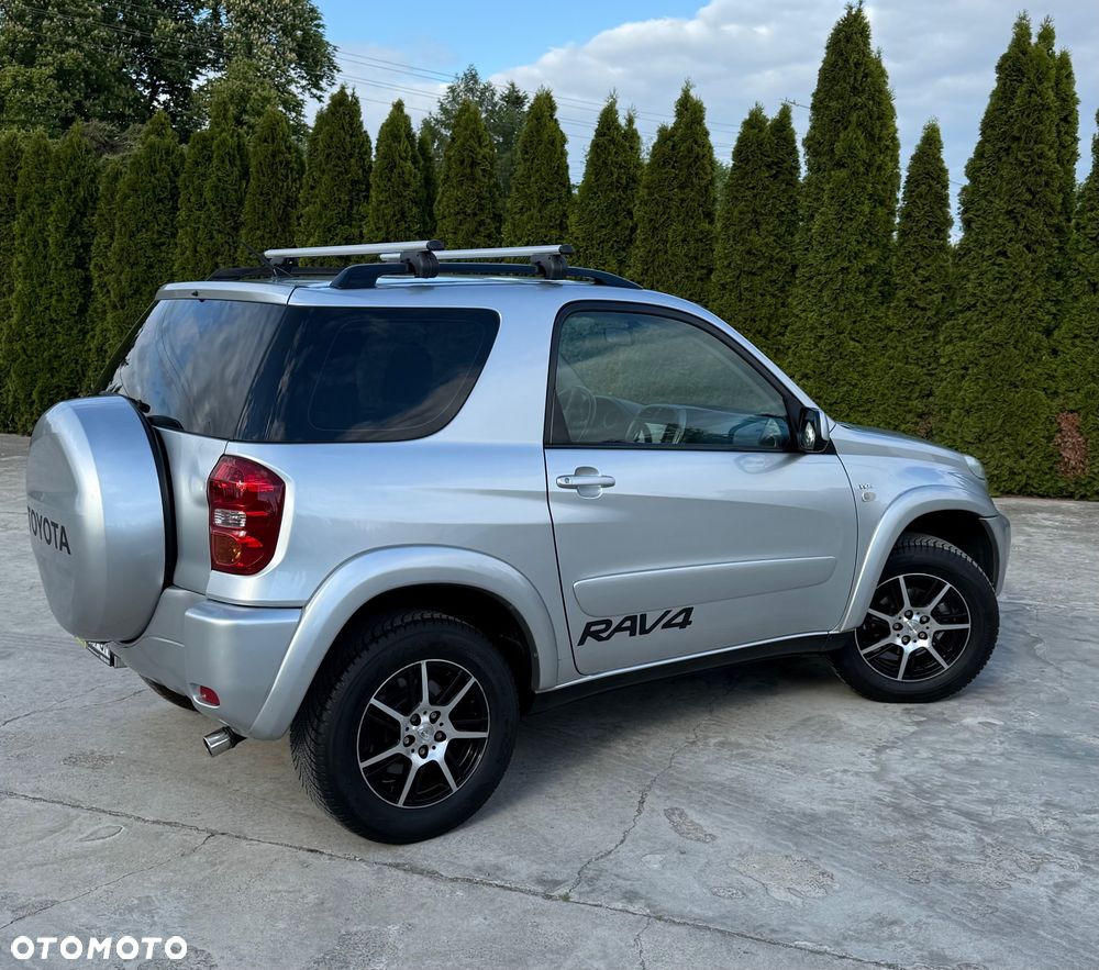 Toyota RAV4 2.0 VVT-i Sol - 11