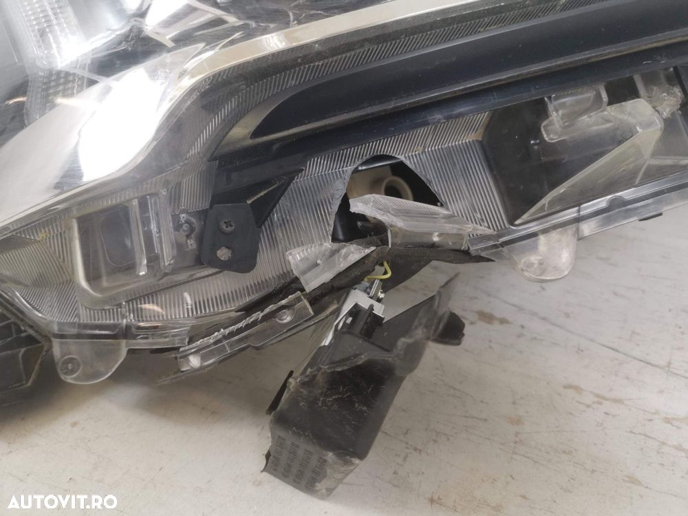 Far Dreapta Full Led Toyota Hilux 8 Facelift 2020 2021 2022 2023 2024 - 5