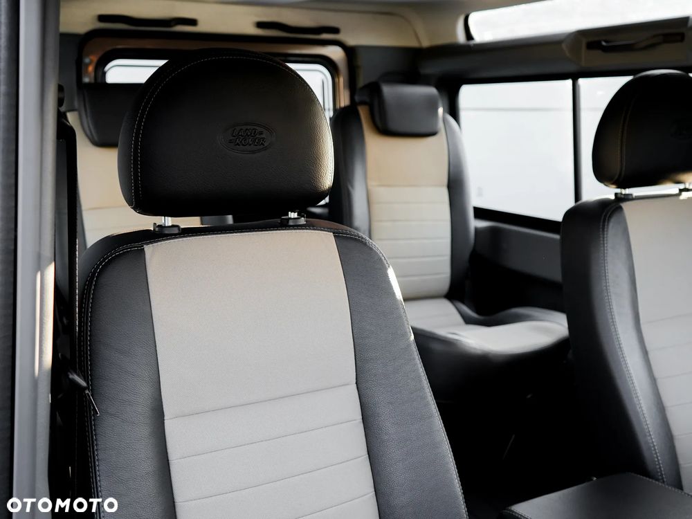 Land Rover Defender 2.4 TD4 HCPU S - 26