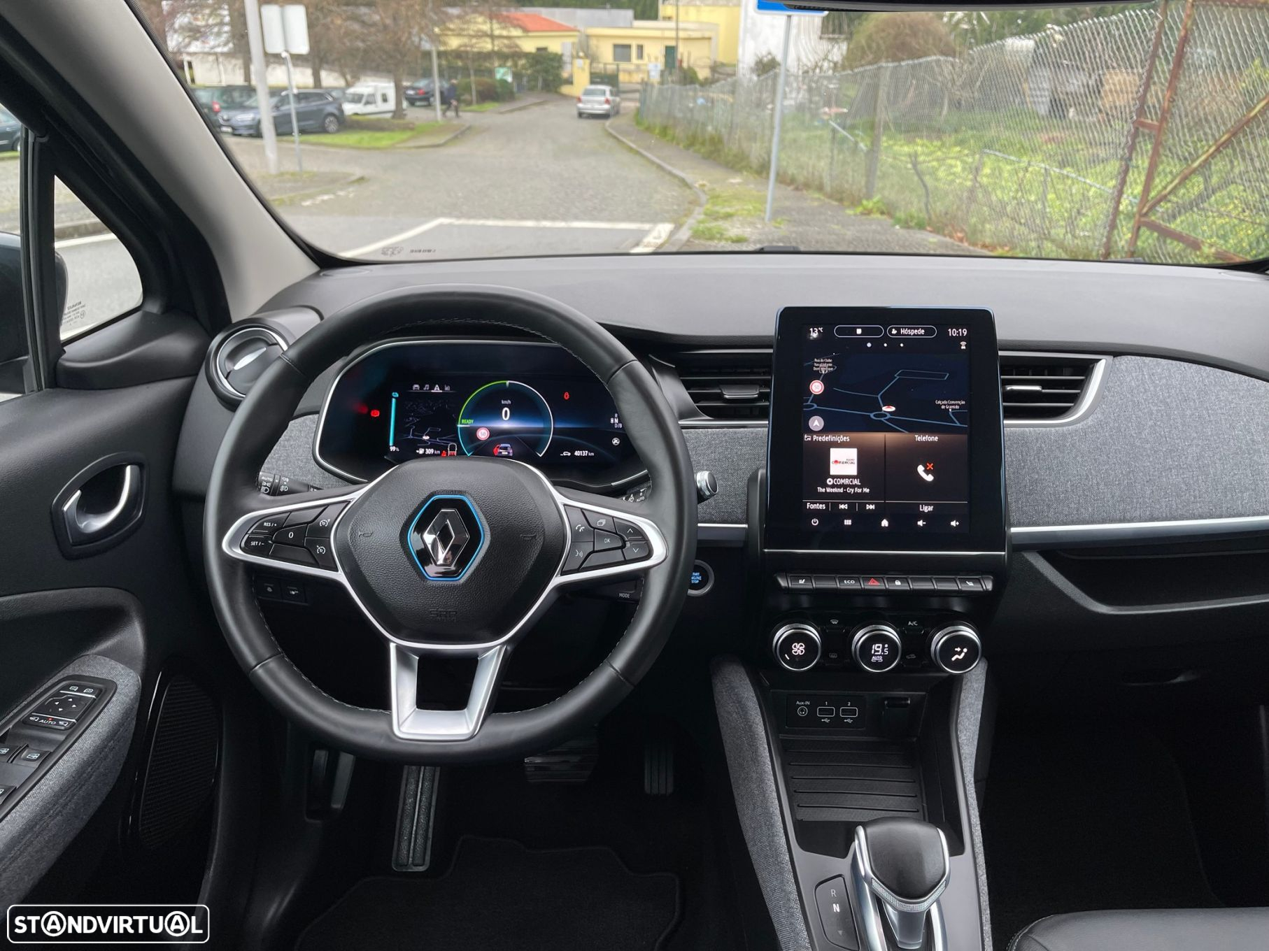 Renault Zoe - 32