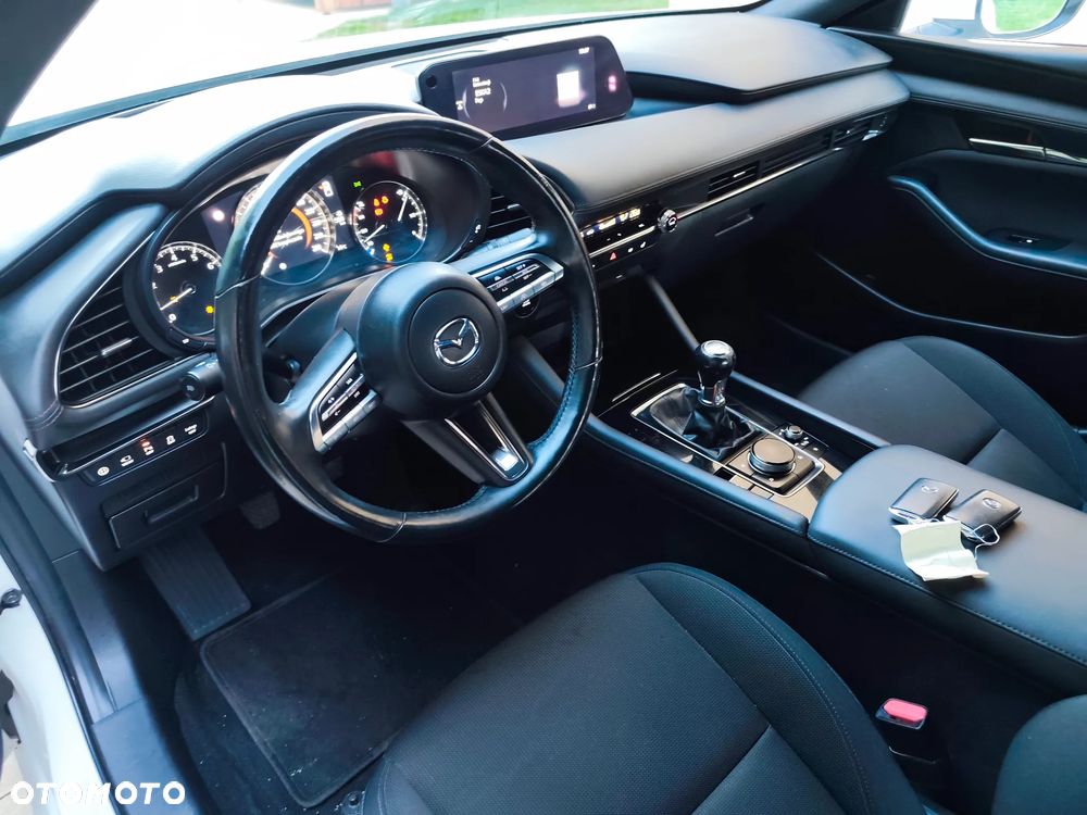 Mazda 3 e-SKYACTIV-G 122 M HYBRID EXCLUSIVE-LINE - 25