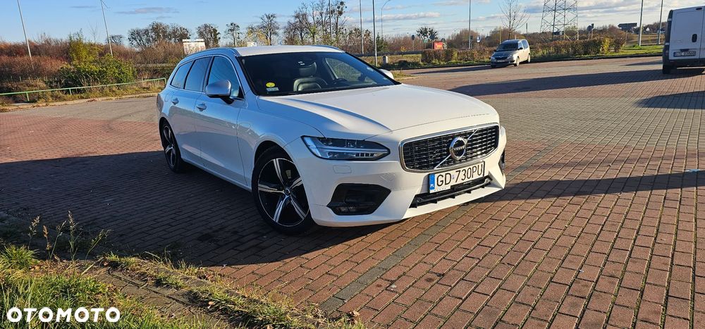 Volvo V90 D4 R-Design - 1