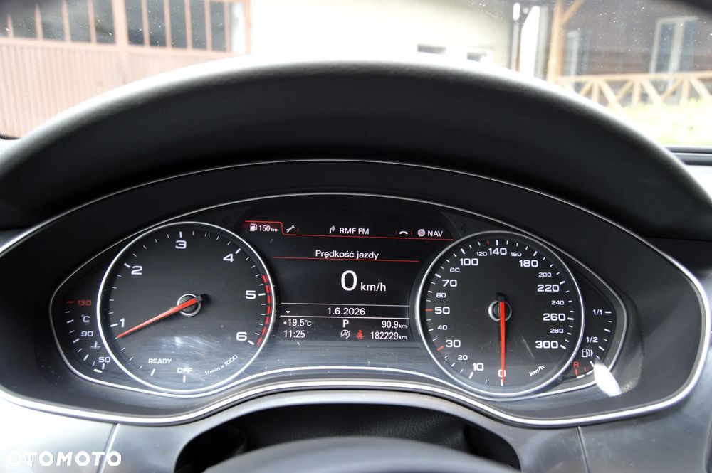 Audi A6 Avant 3.0 TDI quattro S tronic - 26