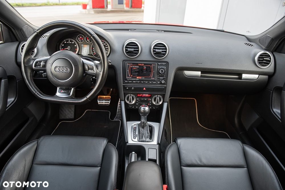 Audi RS3 Sportback S tronic - 25