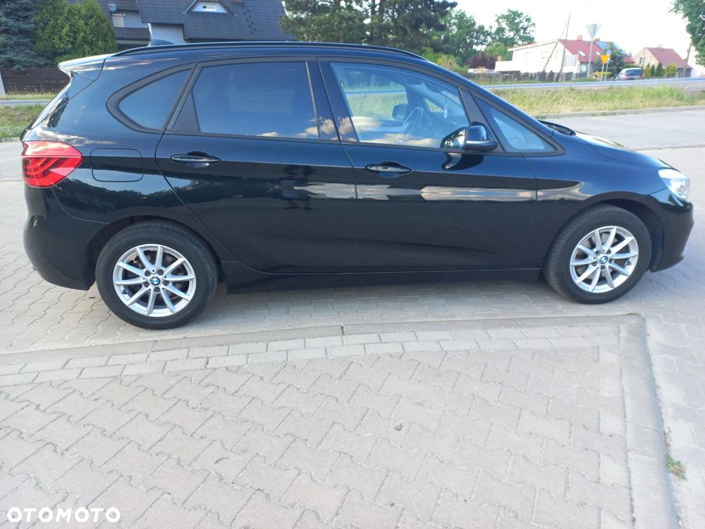 BMW Seria 2 220d Advantage sport - 2