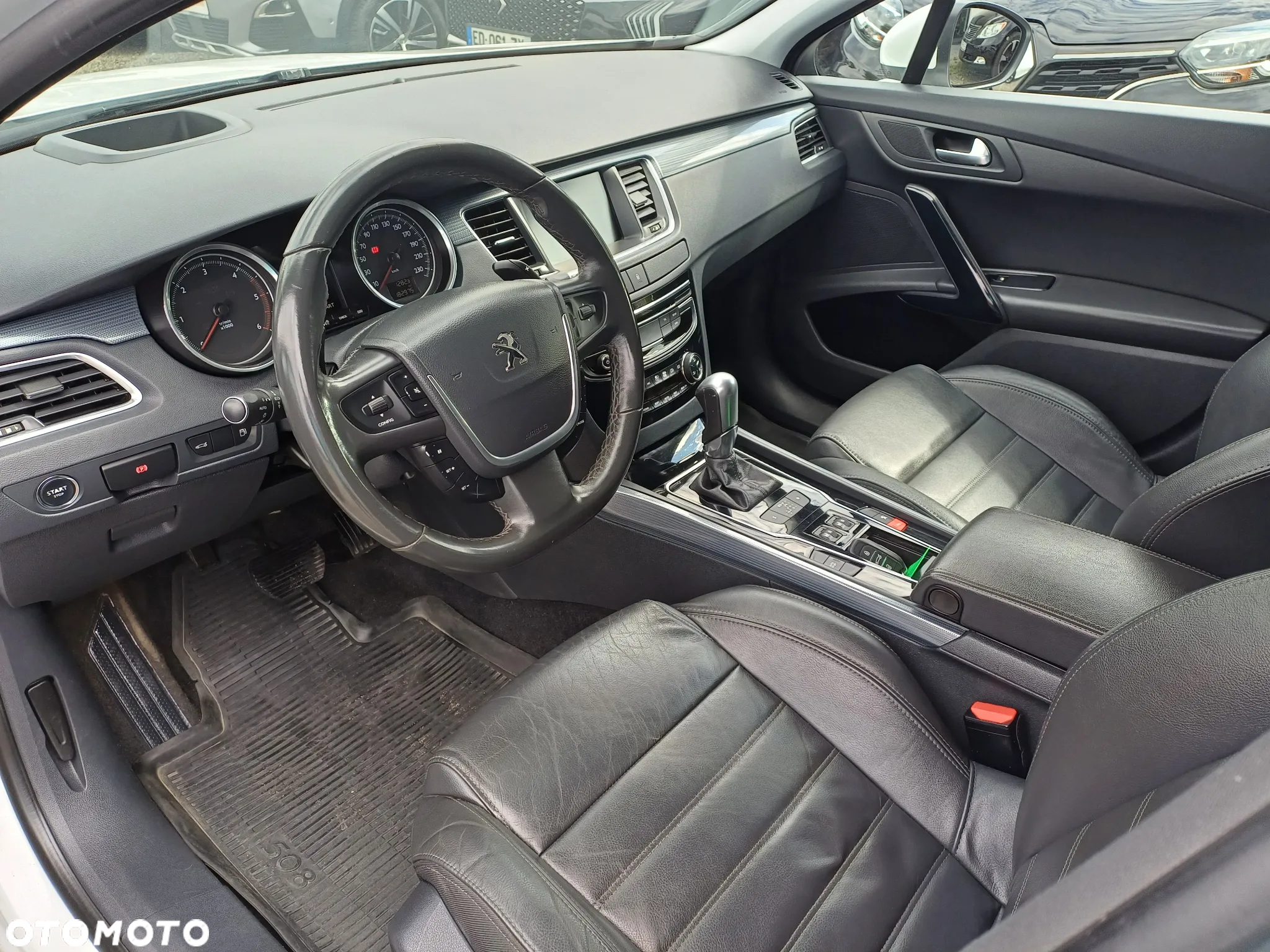 Peugeot 508 SW BlueHDi 120 EAT6 Stop&Start Allure - 13