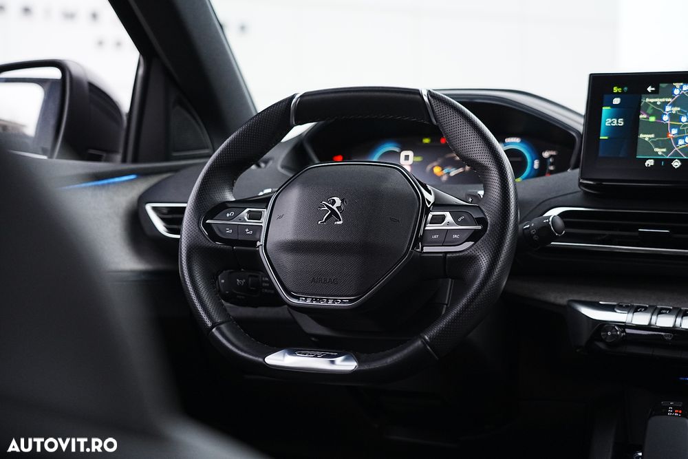 Peugeot 3008 Hybrid 225 e-EAT8 GT Pack - 25