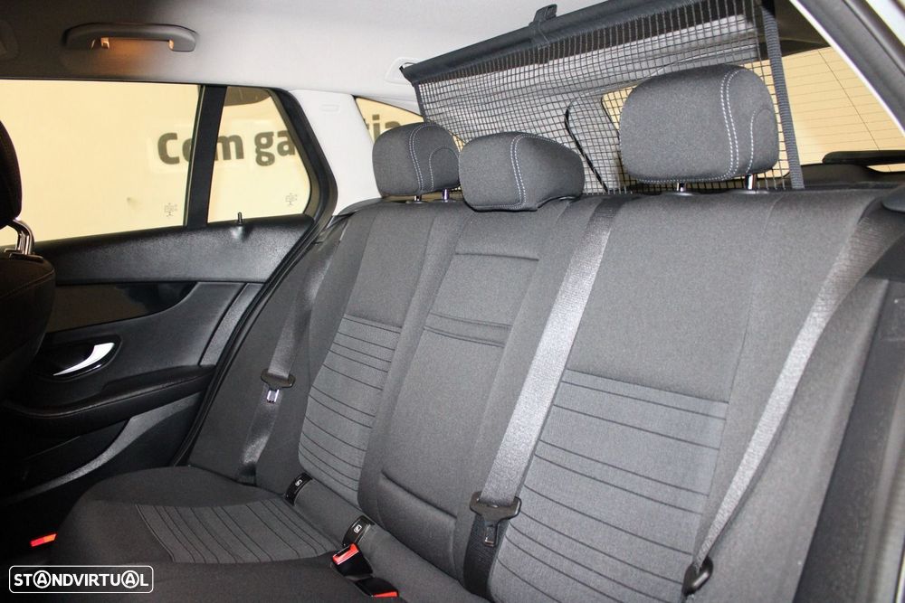 Mercedes-Benz C 200 - 39